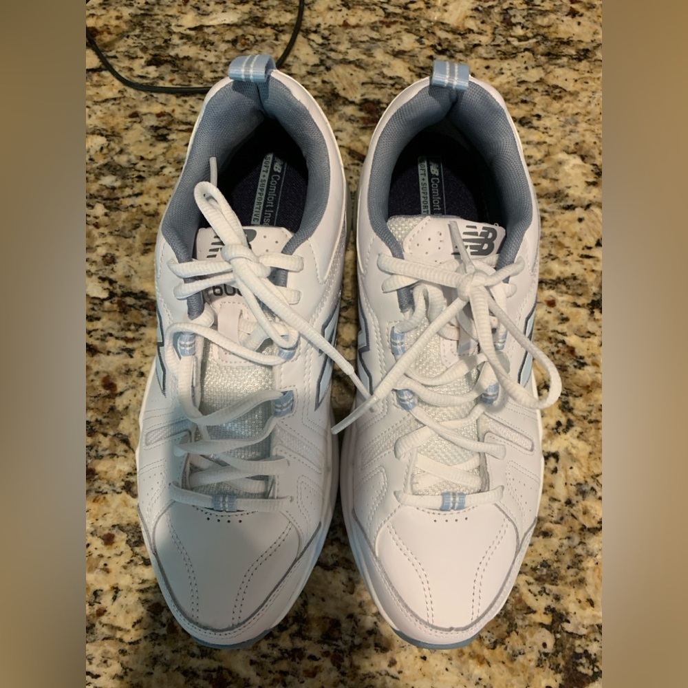 Ladies New Balance 608 Sneakers